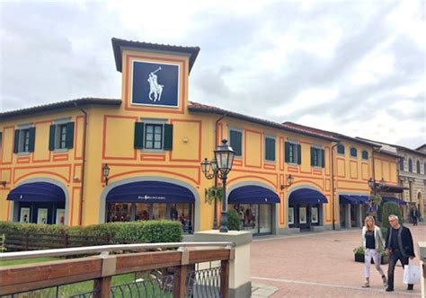 outlet stores firenze